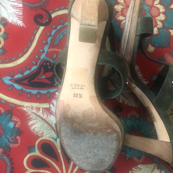 GUCCI  suede strappy sandals. 4 inch heel, in great condition. - Picture 3 of 4